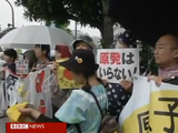 大飯原発の再稼働に反対する6/15首相官邸前のデモ（11,000人規模）をイギリスの公共放送局・BBCが報道